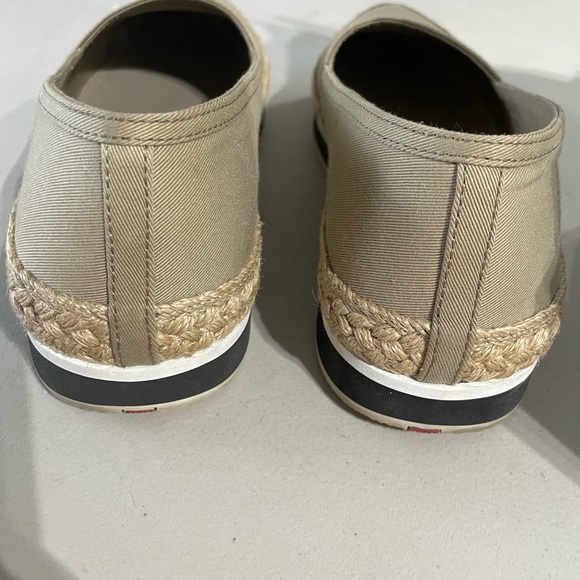Prada kaki color espadrille. Size 7.5 - Picture 6 of 6